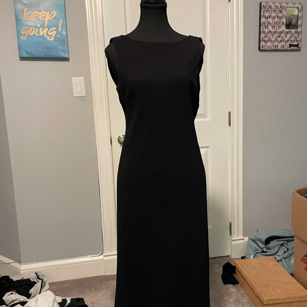 Evan Picone Elegant Black Maxi Dress